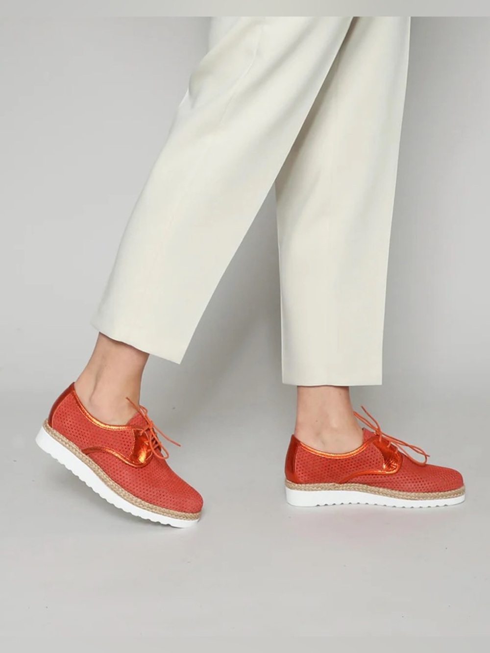 NEW ESSKA Hilda Rust size 39 / 8 mesh flats derbies oxfords brogues orange red